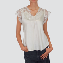 Carica l&#39;immagine nel visualizzatore di Gallery, Philia Loft top scollo V con pizzo 100% viscosa Art D01E0463
