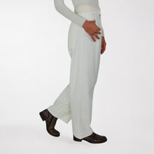 Carica l'immagine nel visualizzatore di Gallery, Vicolo pantalone burro gampa ampia velluto 100% cotone Art DAC5303
