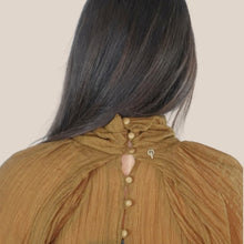 Carica l'immagine nel visualizzatore di Gallery, Philia Loft camicia olio  manica ampia 68% cotone Art A03N0070
