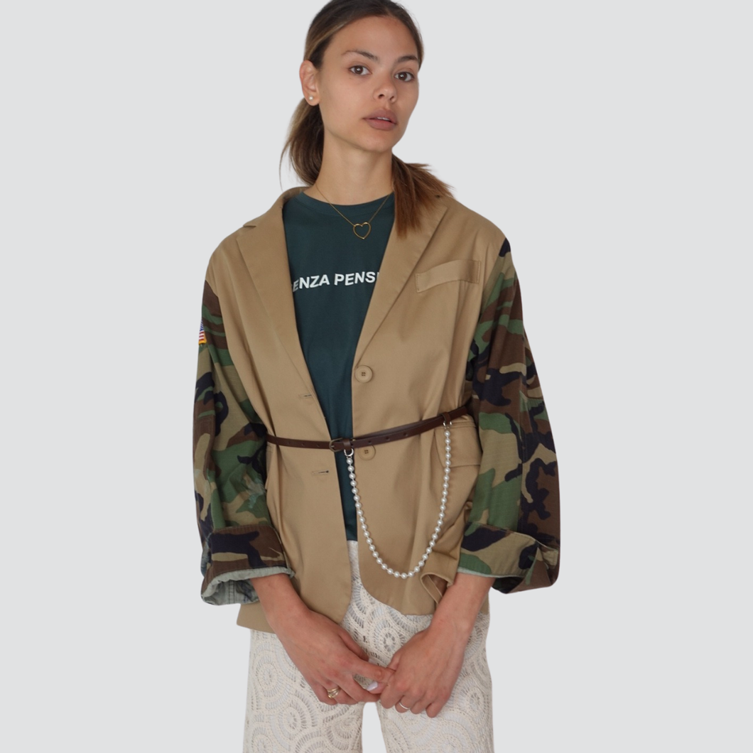 Tensione in blazer over maniche camouflage cintura con perle 98% cotone Art 36541