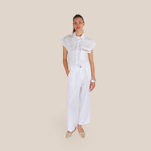 Carica l'immagine nel visualizzatore di Gallery, Tensione in pantalone palazzo pinces 100% lino Art 26P5195 ( camicia Art 26C5196 )
