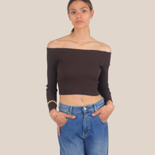 Carica l'immagine nel visualizzatore di Gallery, Vicolo maglia crop costina shiffer 70% viscosa Art 2AB2164
