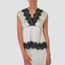 Carica l&#39;immagine nel visualizzatore di Gallery, Tensione in top over pizzo Art W25T447
