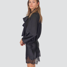 Carica l&#39;immagine nel visualizzatore di Gallery, Tensione in abito kimono con fiocco fondo pizzo Art 37826
