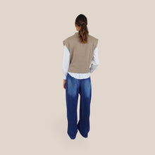 Carica l'immagine nel visualizzatore di Gallery, Tensione in gilet n°5 misto lana Art W6HMT11A400
