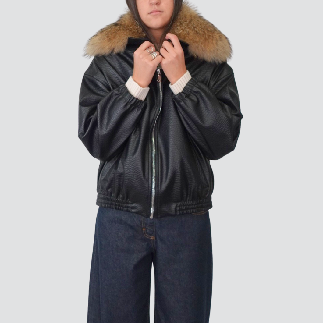 Bomber ecopelle con collo eco-pelliccia