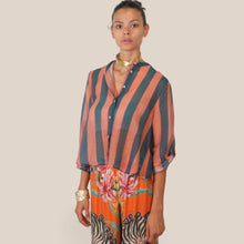 Carica l'immagine nel visualizzatore di Gallery, Haveone camicia over rigata verde rosa 85% lyocell Art CVS-Q422

