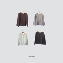 Carica l&#39;immagine nel visualizzatore di Gallery, Vicolo t-shirt over manica lunga 100% cotone Art UF0169
