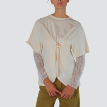 Carica l&#39;immagine nel visualizzatore di Gallery, Haveone t-shirt pieghe con manicotti pizzo 100% cotone Art TMA-P015

