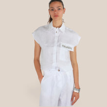 Carica l'immagine nel visualizzatore di Gallery, Tensione in camicia over applicazione strass 100% lino Art 26C5196 ( pantalone Art 26P5195 )
