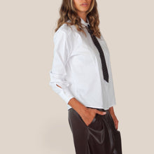 Carica l'immagine nel visualizzatore di Gallery, Maryley camicia con cravatta 79% cotone Art 26IB012
