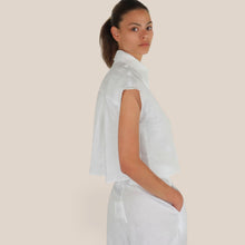 Carica l'immagine nel visualizzatore di Gallery, Tensione in camicia over applicazione strass 100% lino Art 26C5196 ( pantalone Art 26P5195 )

