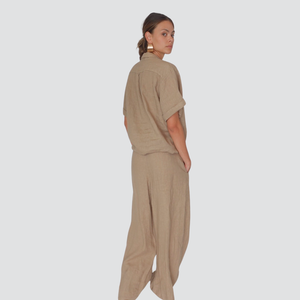 Tensione in pantalone puro lino con cintura borchie Art S25PE21