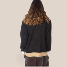 Carica l'immagine nel visualizzatore di Gallery, Maryley cardigan moro misto lana Art 26IB853
