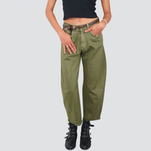 Carica l&#39;immagine nel visualizzatore di Gallery, Tensione in pantalone balloon con cintura fondo sfrangiato 100% cotone Art W25P371
