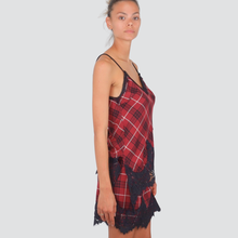 Carica l&#39;immagine nel visualizzatore di Gallery, Tensione in top scozzese asimmetrico con pizzo arrampicante 65% viscosa Art FW250058
