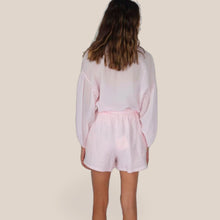 Carica l'immagine nel visualizzatore di Gallery, Tensione in shorts con ricamo elastico vita 100% lino Art PE260398
