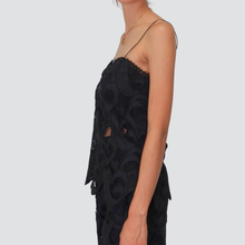 Carica l&#39;immagine nel visualizzatore di Gallery, Tensione in top pizzo spallino sottile 98% cotone Art S25TF81
