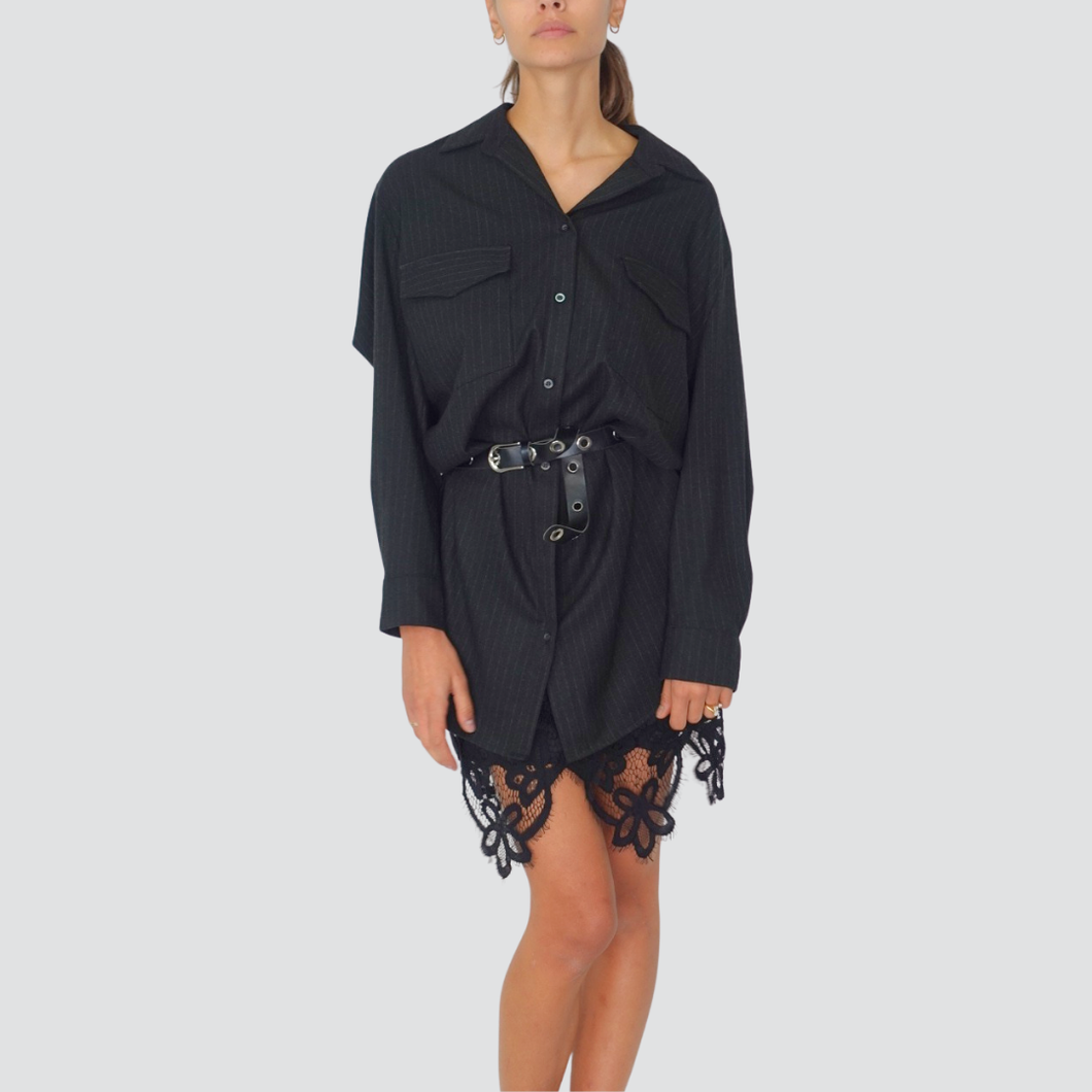 Tensione in abito camicione gessato con sottoveste pizzo e cintura Art FW250060