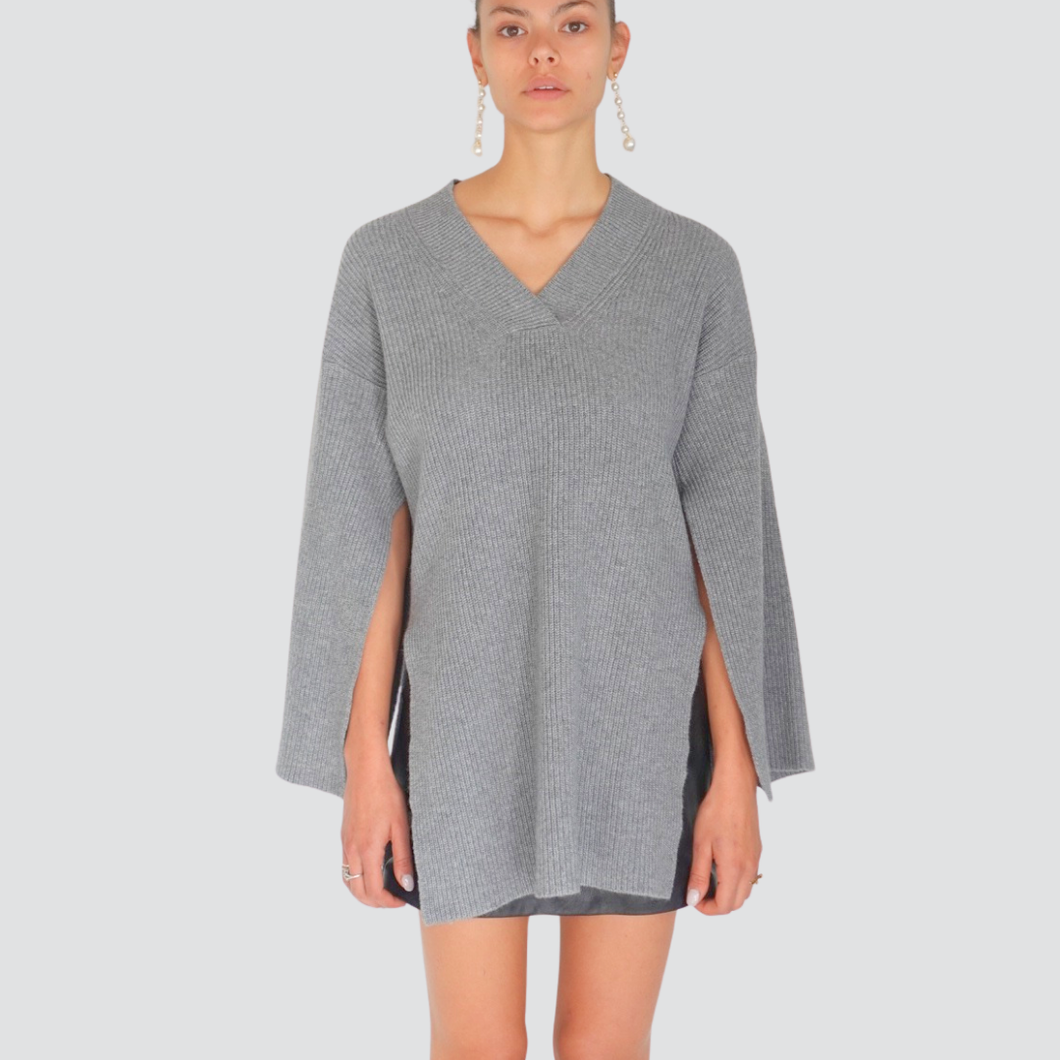 Vicolo mini abito scollo V manica aperta spacchi laterali 40% viscosa 25% lana 5% casmere Art 77334F