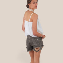 Carica l'immagine nel visualizzatore di Gallery, Haveone shorts nero sovrattinto moro con rotture 100% cotone Art PGZ-Q242
