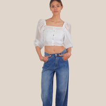 Carica l'immagine nel visualizzatore di Gallery, Vicolo camicia crop manica ampia 86% lyocell Art TAB1915 (mini gonna TAB1917 )

