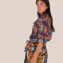 Carica l'immagine nel visualizzatore di Gallery, Haveone camicia over stampa tigra 85% lyocell Art CVS-Q514
