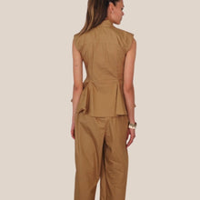 Carica l'immagine nel visualizzatore di Gallery, Tensione in camicia smanicata sfiancata 100% cotone Art Art 26C4938 ( pantalone Art 26P4936 )
