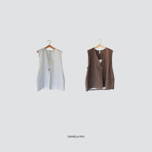 Carica l&#39;immagine nel visualizzatore di Gallery, Tensione maxi gilet 97% cotone Art 25D7886
