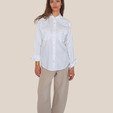 Carica l'immagine nel visualizzatore di Gallery, Tensione in camicia 100% cotone Art S26C423
