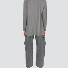 Carica l&#39;immagine nel visualizzatore di Gallery, Tensione in jeans barrel con cintura borchie 100% cotone Art W25P439
