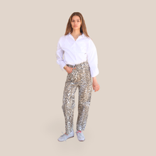 Carica l'immagine nel visualizzatore di Gallery, Tensione in pantalone maculato barrel 97% cotone Art P20490
