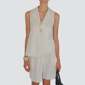 Vicolo completo gilet bermuda con cintura misto lino 55% lino 45% viscosa Art TD3018