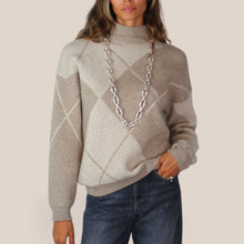 Carica l'immagine nel visualizzatore di Gallery, Maryley maglia collo cratere rombi 40% lana 30% viscosa 5% cashmere Art 26IB846
