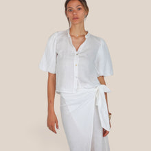 Carica l'immagine nel visualizzatore di Gallery, Tensione in camicia over 100% lino Art S26CJ47
