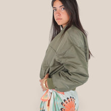 Carica l'immagine nel visualizzatore di Gallery, Haveone bomber militare imbottito Art KNO-R046  ( nuovi arrivi )
