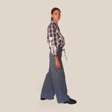 Carica l'immagine nel visualizzatore di Gallery, Vicolo jeans Jimena con cinturina 100% cotone Art DAB5057
