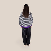Carica l'immagine nel visualizzatore di Gallery, Vicolo pantalone balloon ecopelle invecchiato 29% viscosa 3% cotone Art TAC0334
