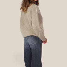 Carica l'immagine nel visualizzatore di Gallery, Maryley maglia collo cratere rombi 40% lana 30% viscosa 5% cashmere Art 26IB846
