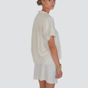 Vicolo completo camicia spacchetti laterali taschino e mini gonna portafoglio 80% viscosa 20% lino Art TD3033