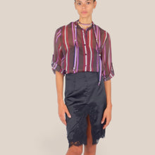 Carica l'immagine nel visualizzatore di Gallery, Haveone camicia over rigata con collana moro bordeaux 85% lyocell Art CVS-R099

