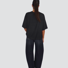 Carica l&#39;immagine nel visualizzatore di Gallery, Haveone jeans Barbara con rotture medio denim nero 100% cotone Art PFA-P047
