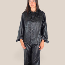 Carica l'immagine nel visualizzatore di Gallery, Vicolo giacca camicia ecopelle invecchiata 29% viscosa Art TAC0337
