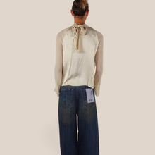 Carica l'immagine nel visualizzatore di Gallery, Dixie blusa fiocco retro 100% viscosa Art C782B011A
