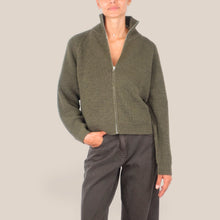 Carica l'immagine nel visualizzatore di Gallery, Haveone cardigan zip misto lana Art MFP-R066
