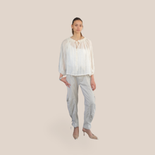Carica l'immagine nel visualizzatore di Gallery, Philia Loft cargo colore cachemire con cintura 37% cotone 31% lino Art D02E0988
