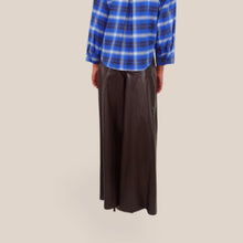 Carica l'immagine nel visualizzatore di Gallery, Haveone pantalone ampio  ecopelle Art PVI-R151
