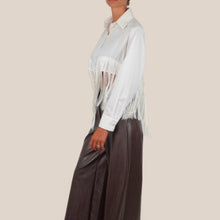 Carica l'immagine nel visualizzatore di Gallery, Haveone camicia over fondo punta con frange 100% cotone Art CMA-R083
