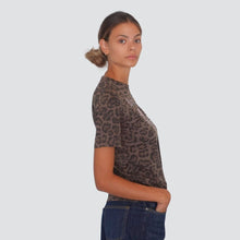 Carica l&#39;immagine nel visualizzatore di Gallery, Tensione in t-shirt maculata stampa angioletto con applicazioni 100% cotone Art LW588
