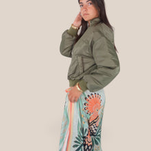 Carica l'immagine nel visualizzatore di Gallery, Haveone bomber militare imbottito Art KNO-R046  ( nuovi arrivi )
